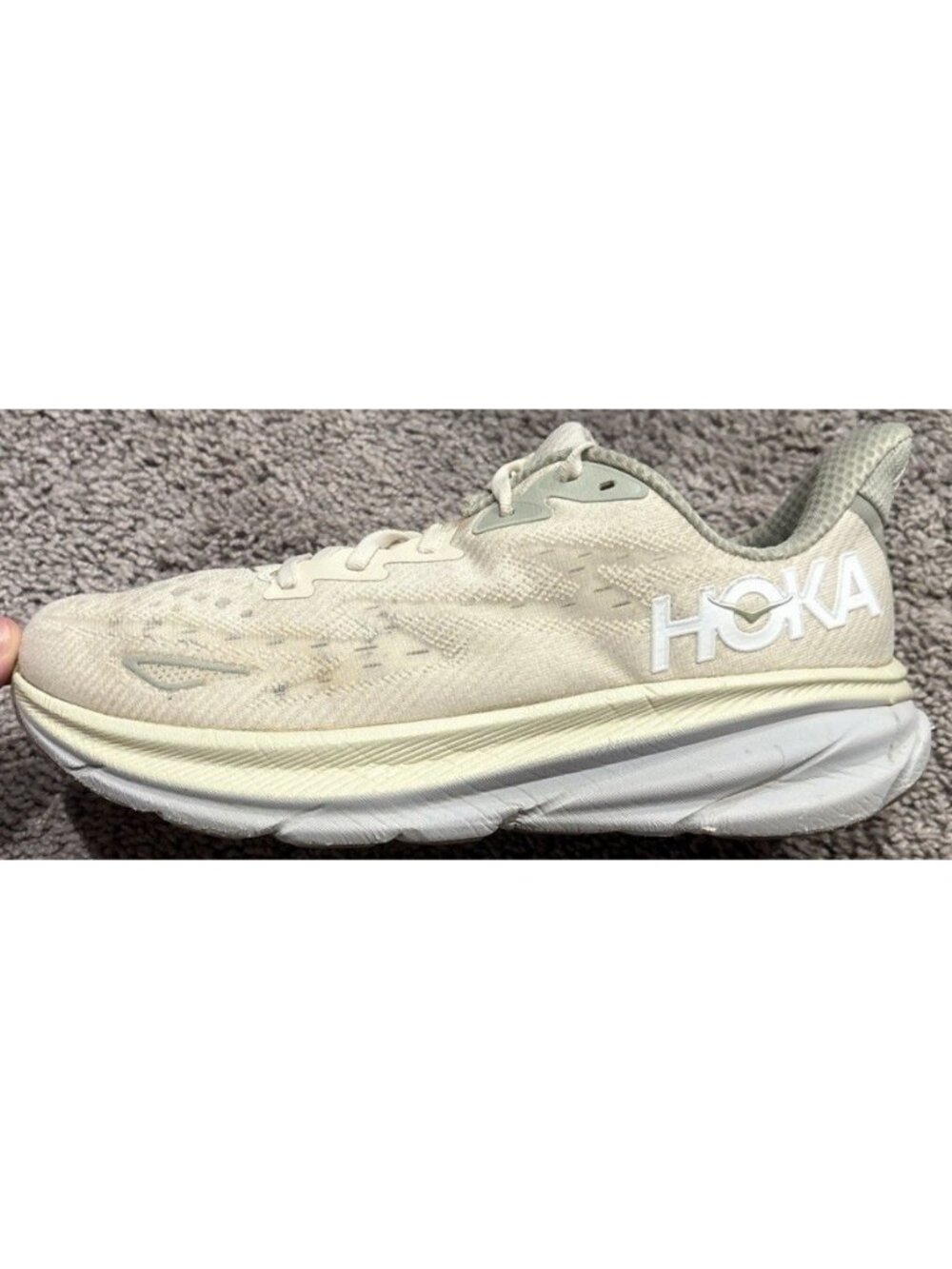 Hoka One One Clifton 9 Mens Size 10D Beige White Athletic Running Shoes Sneakers
